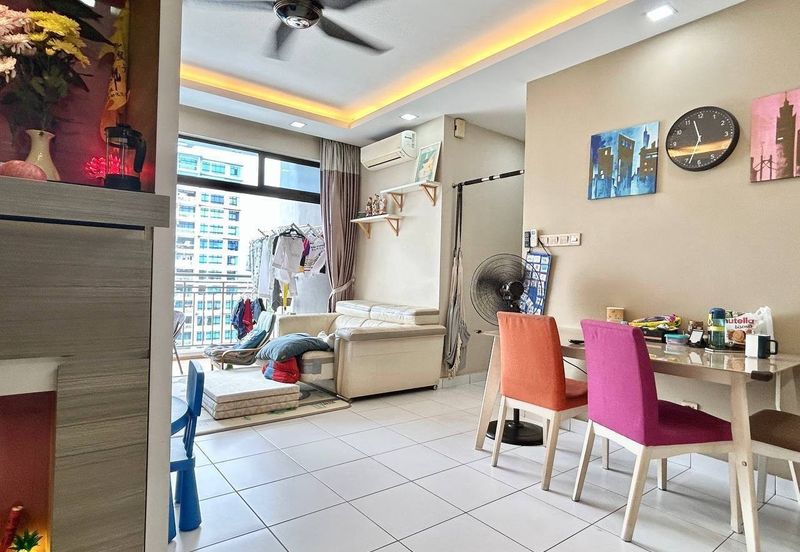 Seri Austin Luxury Apartment