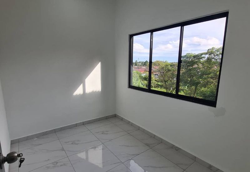 Taman Pulai Utama Flat