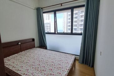 Baypoint @ Country Garden Danga Bay