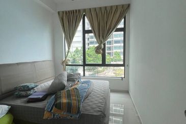 D'Summit Residences @ Kempas Utama