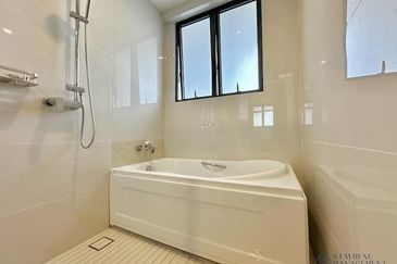 Royal Strand @ Country Garden Danga Bay