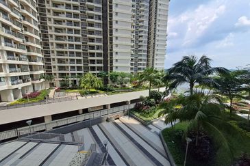 Bay Laurel @ Country Garden Danga Bay