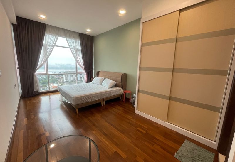 Paragon Suites @ CIQ