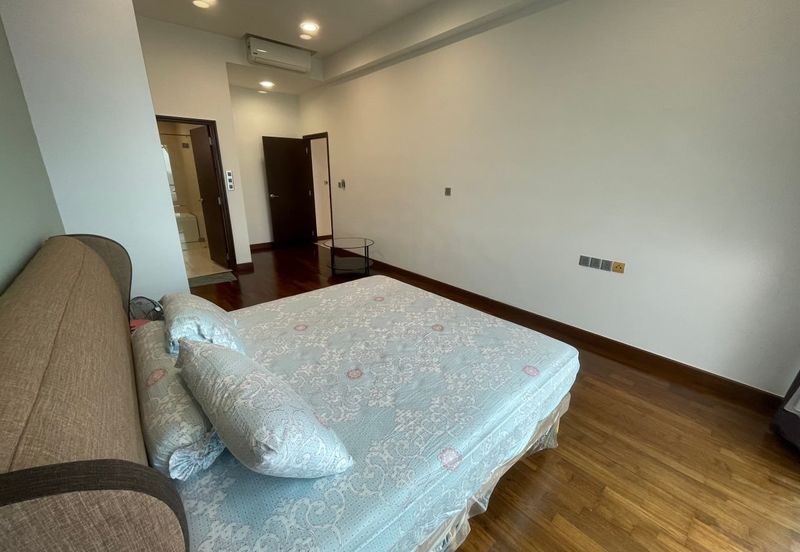 Paragon Suites @ CIQ