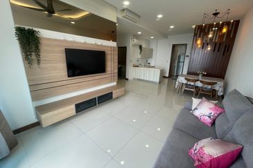 Paragon Suites @ CIQ