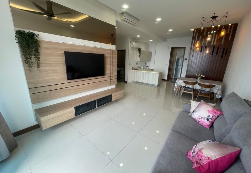 Paragon Suites @ CIQ