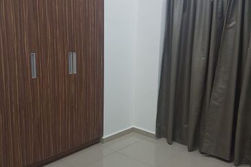 Seasons Luxury Apartments @ Amara Larkin