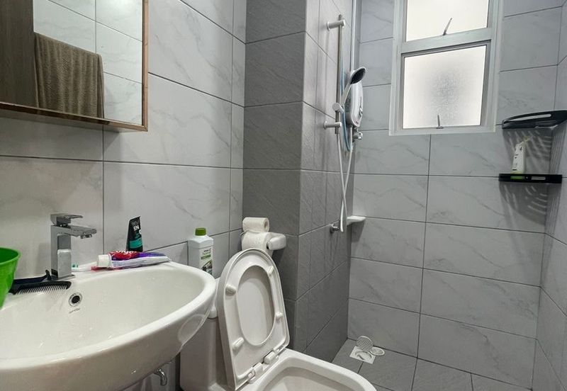 SKS Habitat Apartment, Larkin