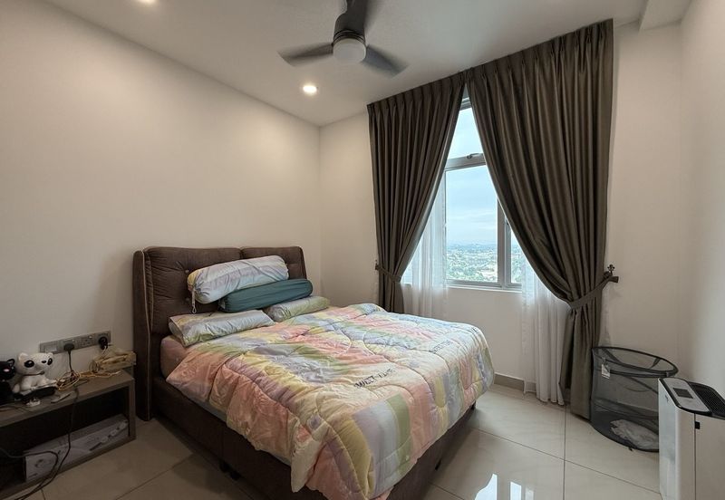 SKS Habitat Apartment, Larkin