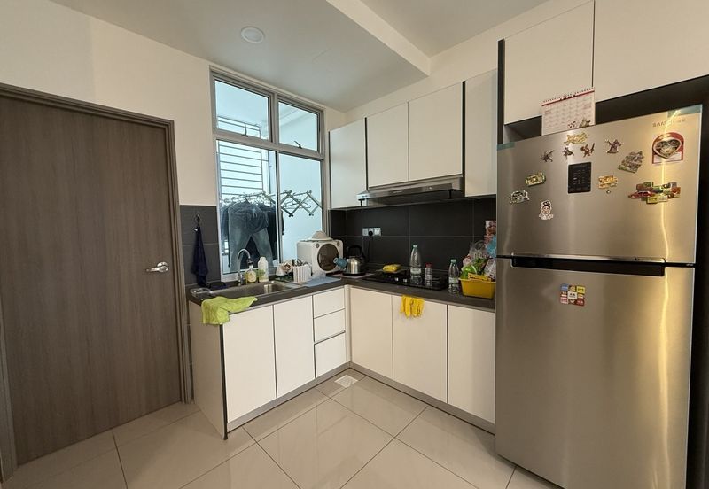 SKS Habitat Apartment, Larkin