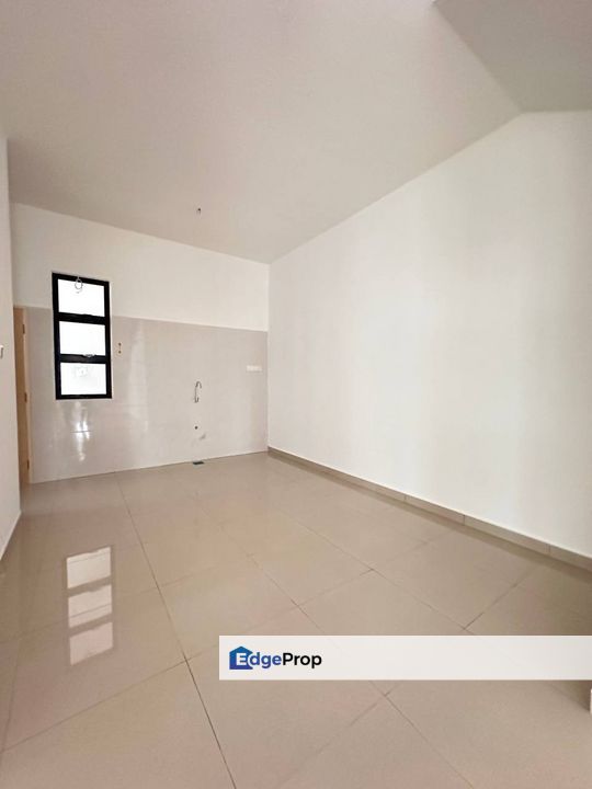 Jalan Mutiara Emas 2 @ Mount Austin, Johor, Johor Bahru