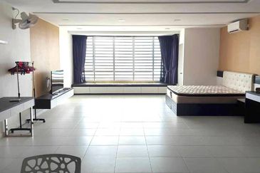 Akademik Suite @ Mount Austin