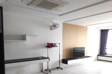 Akademik Suite @ Mount Austin