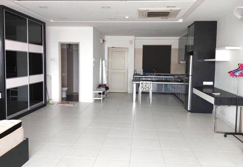 Akademik Suite @ Mount Austin