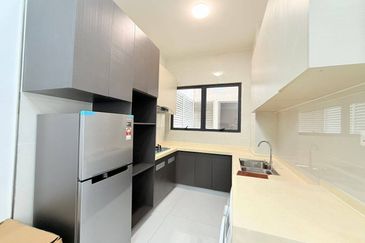 Bay Laurel @ Country Garden Danga Bay