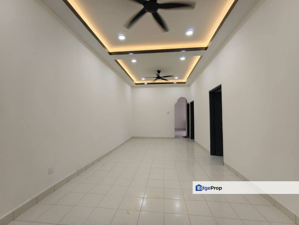 142, Jalan Lading 1, Taman Puteri Wangsa, 81800 Ulu Tiram, Johor Darul Ta'zim, Johor, Ulu Tiram