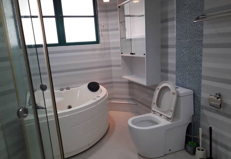 The Straits View, Bandar Baru Permas Jaya