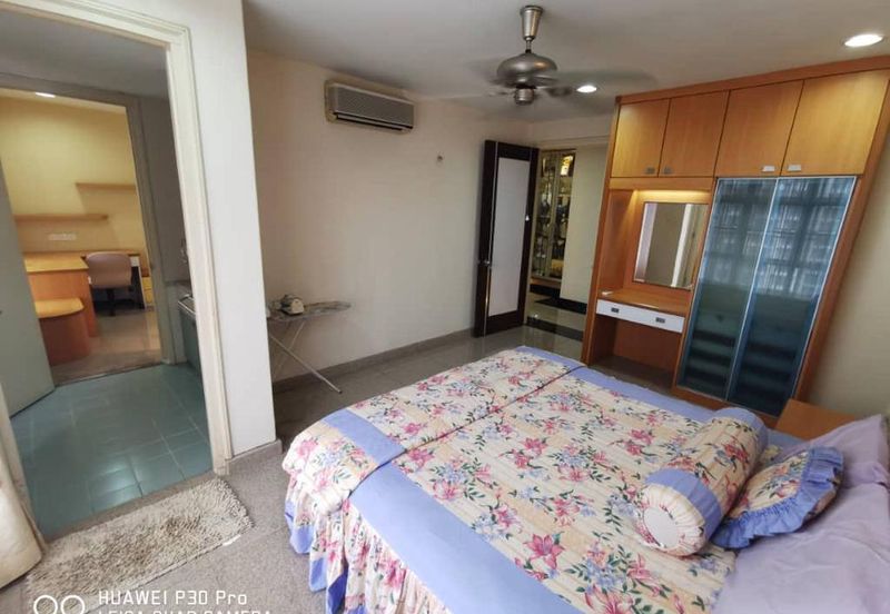 The Straits View, Bandar Baru Permas Jaya