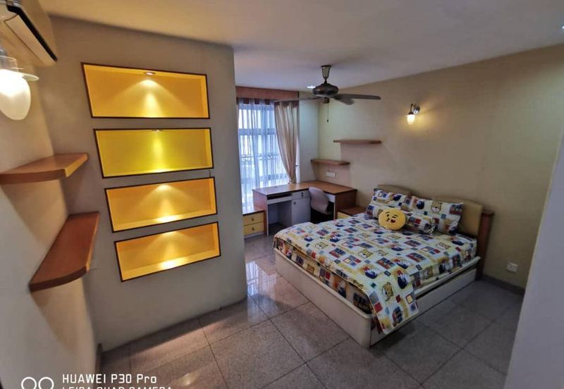 The Straits View, Bandar Baru Permas Jaya