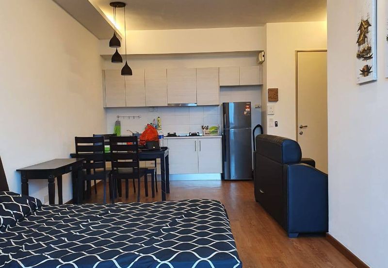 Dedaun Hijau (Greenfield Regency)