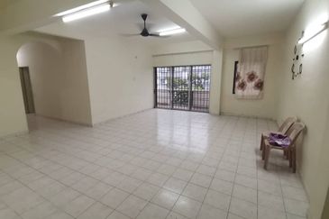 Desa Skudai Apartment