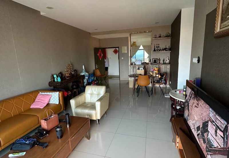 Seri Austin Luxury Apartment