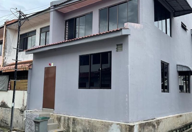Bukit Mewah Double Storey Corner