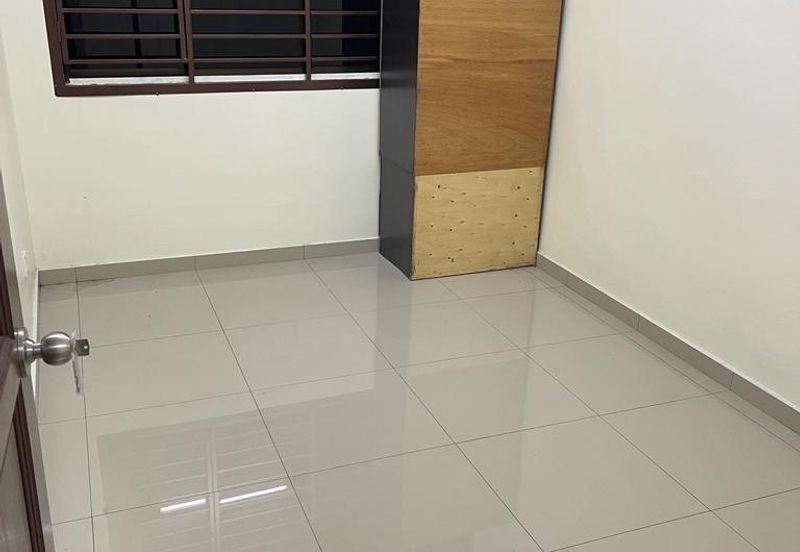 Bukit Mewah Double Storey Corner