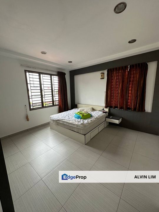 Austin Height Double Storey Cluster/ 34x70/ Cluster/ Good Condition, Johor, Johor Bahru