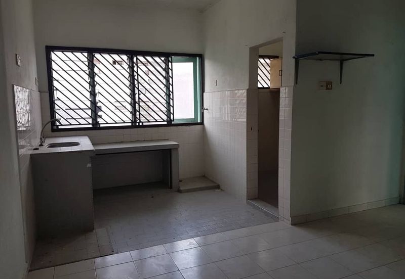 Flat Bandar Selesa Jaya @ Jalan Silat Lincah