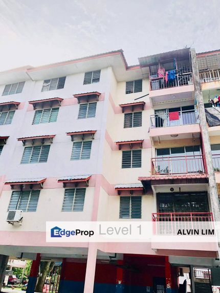 Taman Daya Flat/ 3bed 2bath/ Good Condition/ Cheapest/ Hot Area, Johor, Johor Bahru