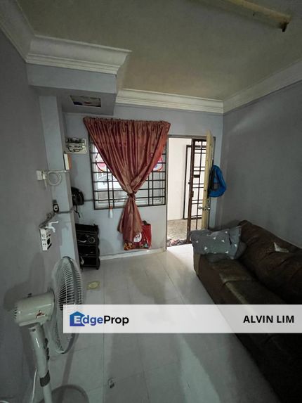 Flat Tasek 64/ Level 3/ Seri Alam/ Renovated/ Full Loan, Johor, Masai