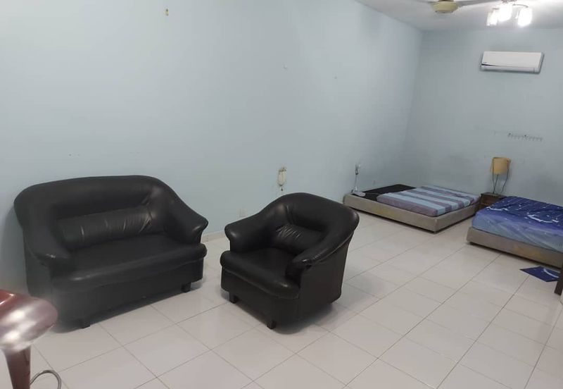 Setia Tropika/ 2 Storey/ Edl/ 4bed 4bath/ 20x70/ Hot Area/ Cheapest