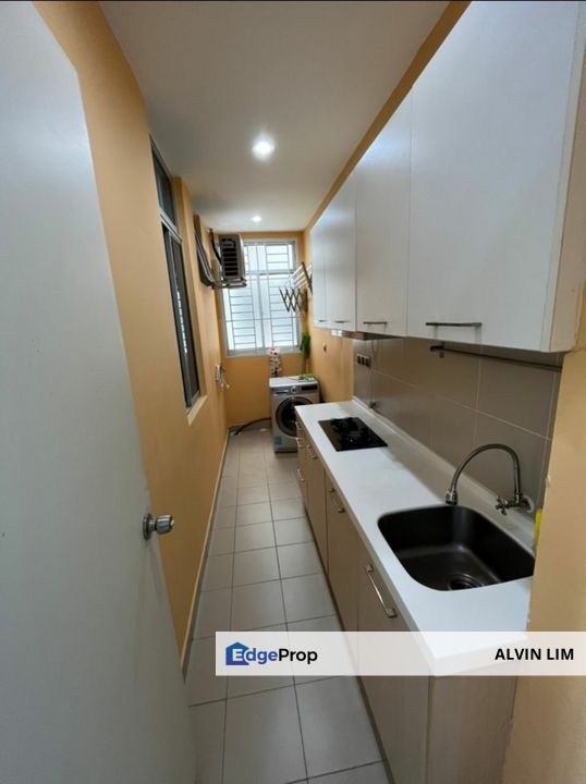 D'Rich/ Nusa Duta/ 3bed 2bath/ Good Condition/ Cheapest/ Fullloan, Johor, Johor Bahru