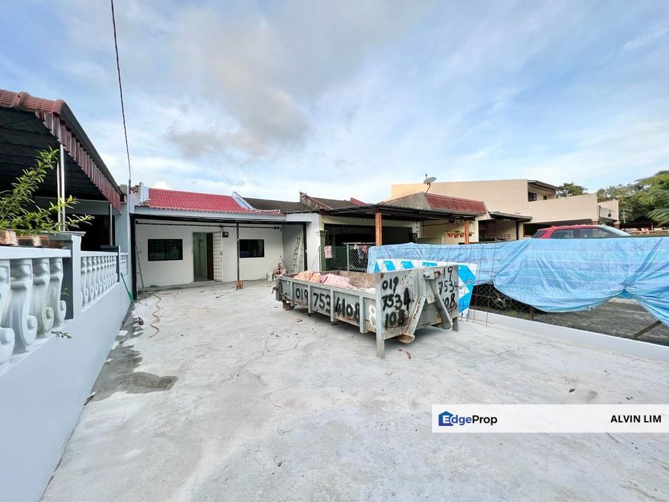 Jalan Dataran Taman Kempas/ Rare Unit/ 20x91sqft/ Renovated/ Fullloan, Johor, Johor Bahru