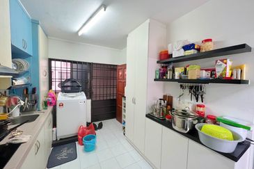 Pangsapuri Sri Intan, Bandar Baru Seri Alam