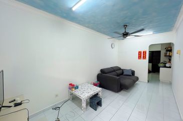 Pangsapuri Sri Intan, Bandar Baru Seri Alam