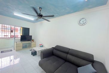 Pangsapuri Sri Intan, Bandar Baru Seri Alam