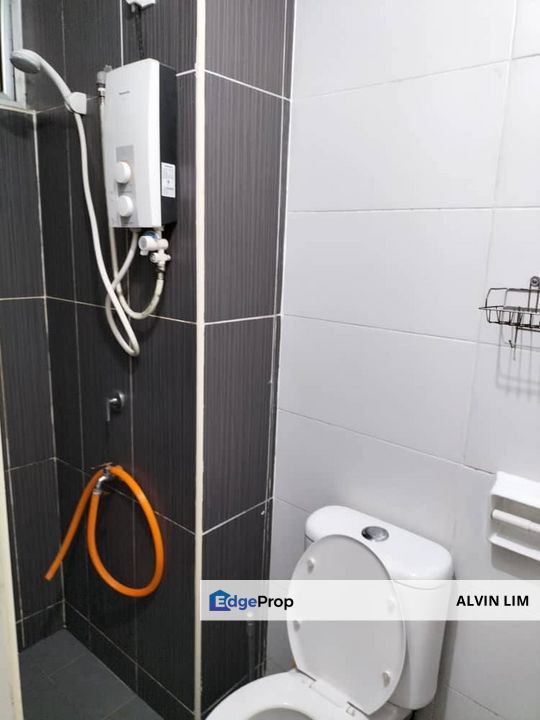 Larkin Height/ Near Ciq/ 1bed 1bath/ Good Condition/ Cheapest, Johor, Johor Bahru