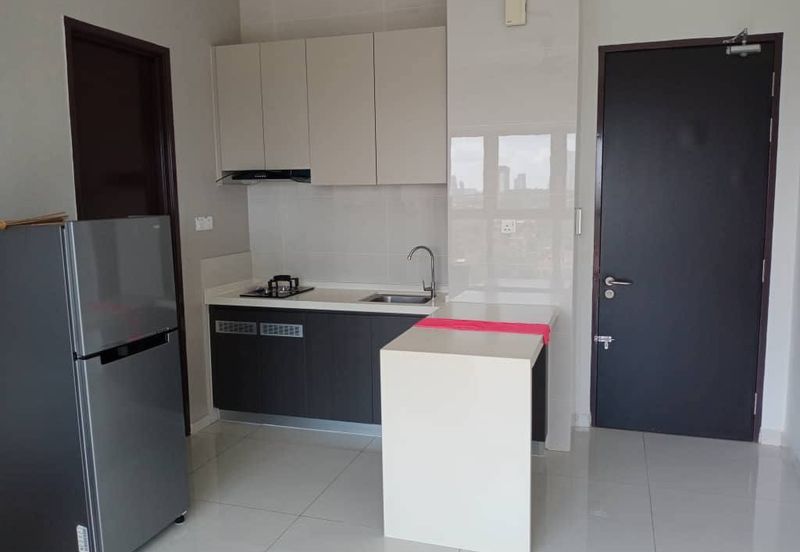 Baypoint @ Country Garden Danga Bay