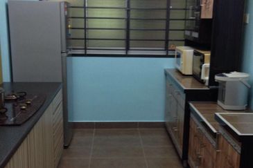 Eastbay Luxury Apartment