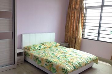 Eastbay Luxury Apartment