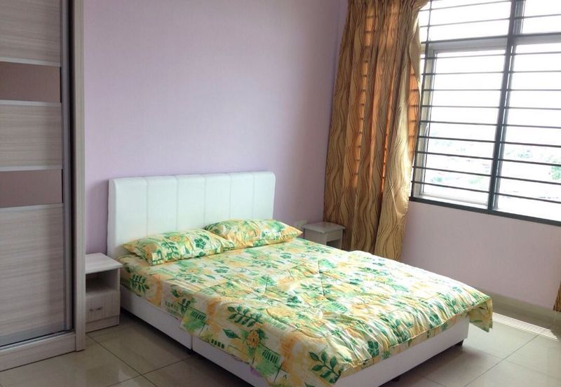 Eastbay Luxury Apartment