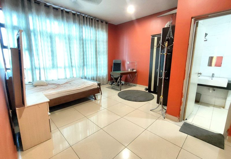 D'Summit Residences @ Kempas Utama