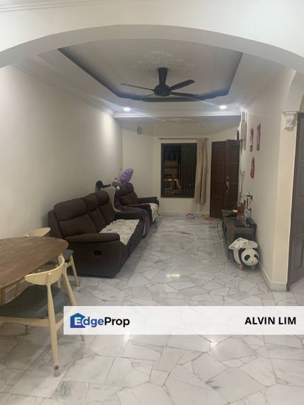 Taman Damai Jaya/ Skudai/ 4bed 2bath/ Full Extend/ Renovated/ Cheapest, Johor, Skudai