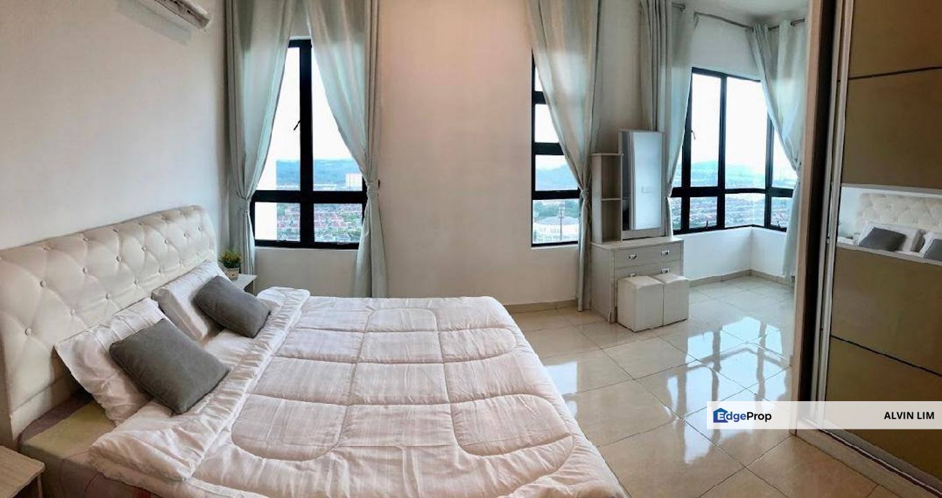 Sky Breeze/ Bukit Indah/ 4bed 3bath/ Good Condition/ Cheapest, Johor, Johor Bahru