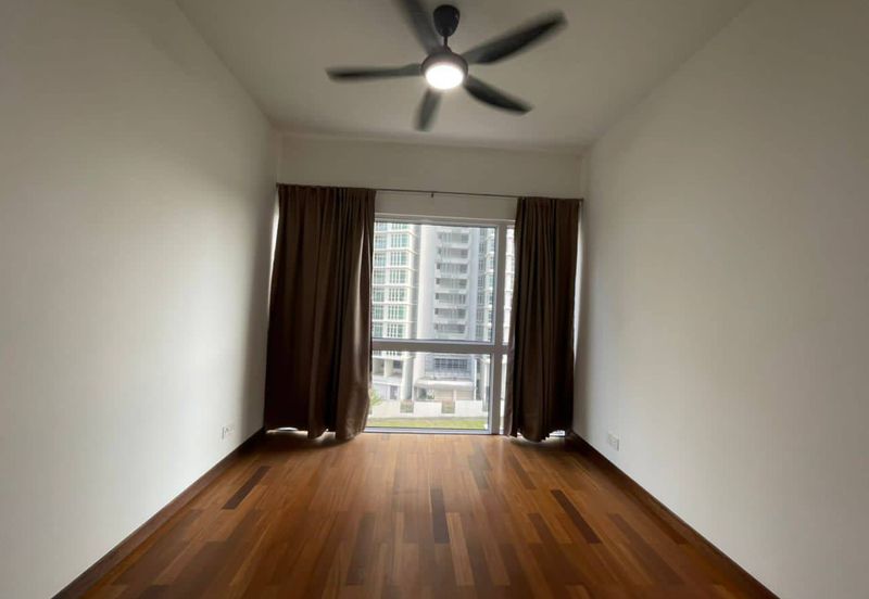 Paradiso Nuova Medini