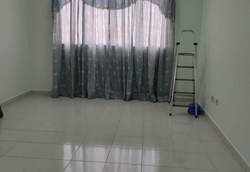 Pangsapuri Impian Jauhar/ Near Ciq/ 3bed 2bath/ Brand New/ Cheapest