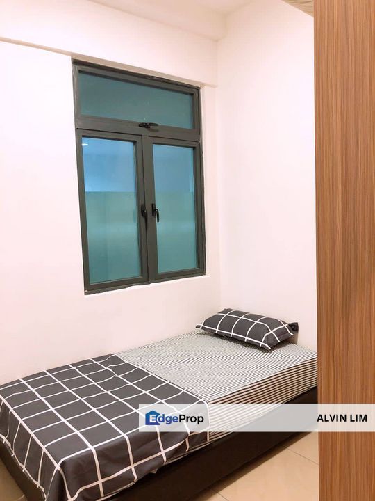 D'secret Garden/ Setia Tropika/ Edl/ 3bed 3bath/ Pool View/ Cheapest, Johor, Johor Bahru