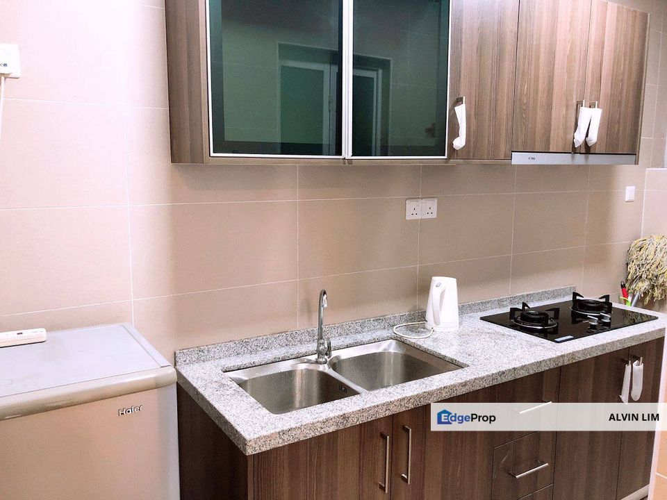 D'secret Garden/ Setia Tropika/ Edl/ 3bed 3bath/ Pool View/ Cheapest, Johor, Johor Bahru